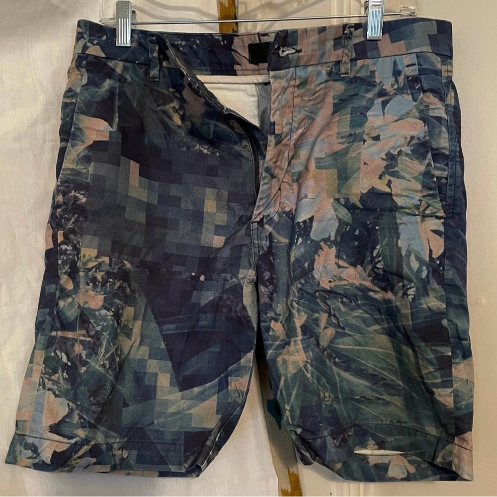 J Brand Shorts size 32 Beach Summer Maximalism Casual Comfty